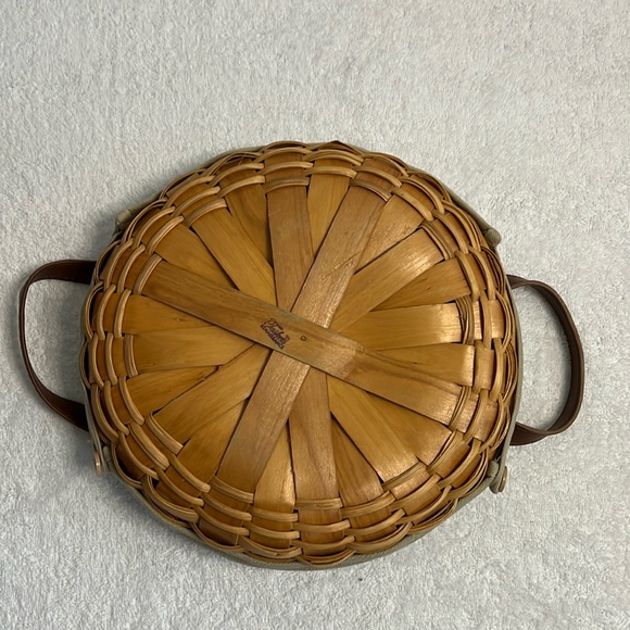 Taskets Renaissance Cloth Lined Pie Holder - Picture 4 of 16